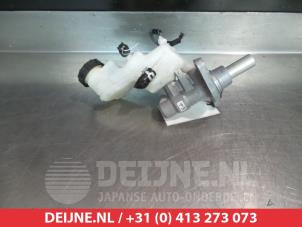 Toyota Rav-4 Master cylinder O337094 photo 2