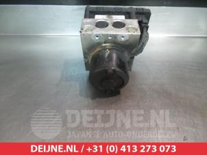 Hyundai Coupe ABS Pomp O337422 foto 2