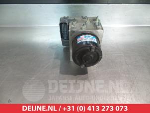 Hyundai Elantra ABS pump O337410 photo 2