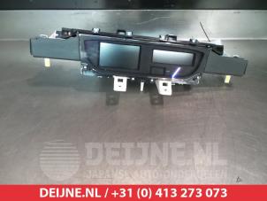 Gebruikte Display Interieur Mazda CX-7 2.2 MZR-CD 16V Prijs € 35,00 Margeregeling aangeboden door V.Deijne Jap.Auto-onderdelen BV