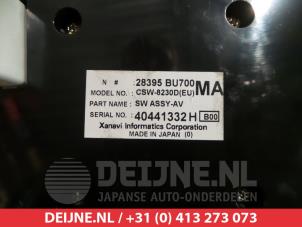 Nissan Almera Tino Radio control panel O312580 photo 3