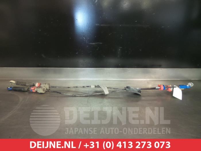 Gebruikte Schakelkabel Versnellingsbak Nissan Qashqai (J10) 1.5 dCi Prijs € 50,00 Margeregeling aangeboden door V.Deijne Jap.Auto-onderdelen BV