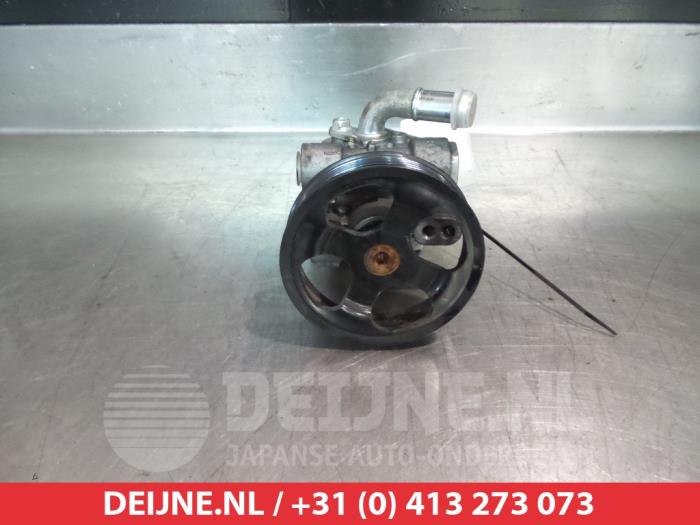 Gebruikte Servopomp Mitsubishi Outlander (CW) 2.0 DI-D 16V 4x4 Prijs € 35,00 Margeregeling aangeboden door V.Deijne Jap.Auto-onderdelen BV