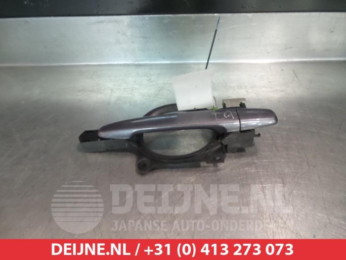 Mitsubishi Lancer Portiergreep 4Deurs links-achter O291901