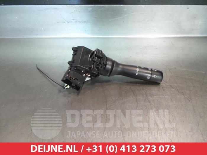 Toyota Yaris Ruitenwis Schakelaar O310532
