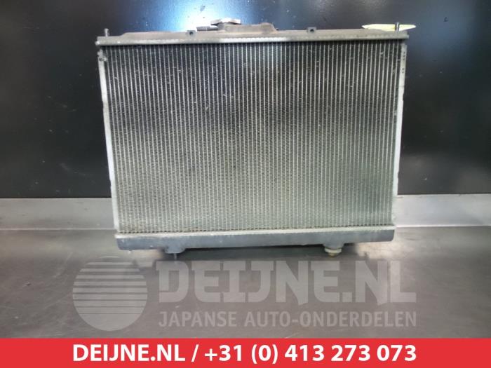 Gebruikte Radiateur Mitsubishi Pajero Pinin (H6/H7) 2.0 GDI 16V 5-drs. Prijs € 75,00 Margeregeling aangeboden door V.Deijne Jap.Auto-onderdelen BV