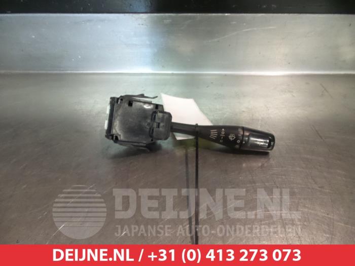 Mitsubishi Pajero Scheibenwischer Schalter O310010