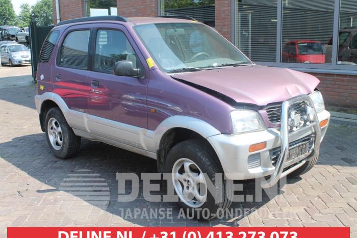 Daihatsu Terios Portier 4Deurs rechts-voor O273570