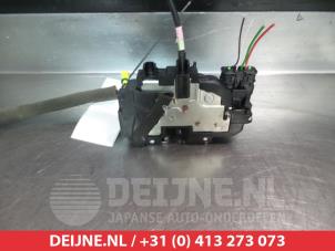 Nissan Note Door lock mechanism 4-door, front left O279466 photo 2