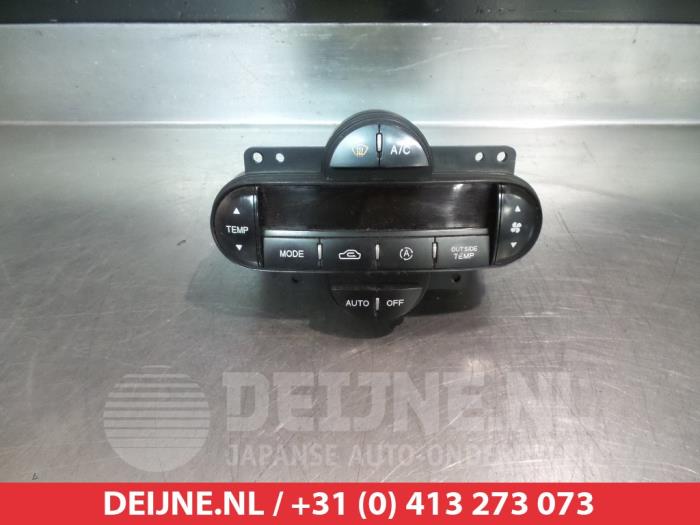 Kia Carens Kachel Bedieningspaneel O305831