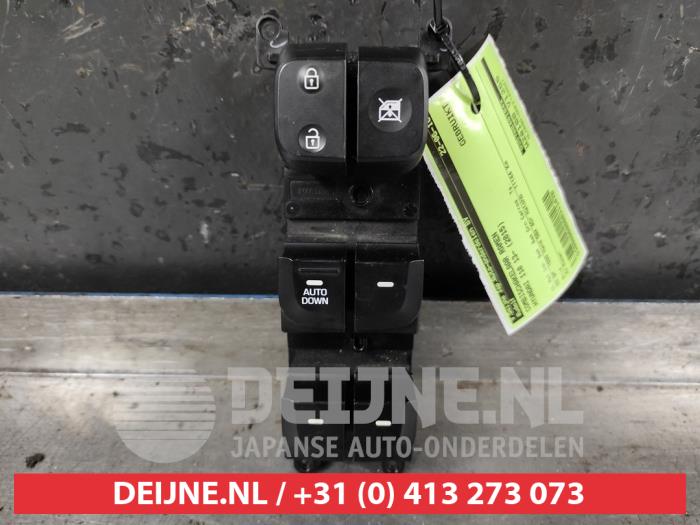 Hyundai I10 Combischakelaar ramen O311470