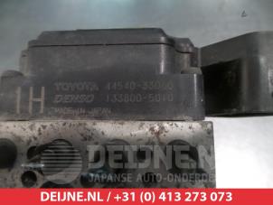 Toyota Camry ABS Pomp O338544 foto 3