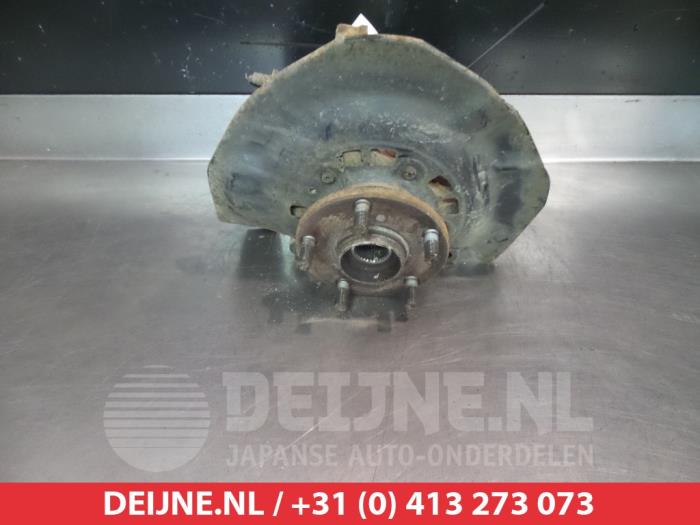 Toyota Camry Fusee rechts-voor O324199