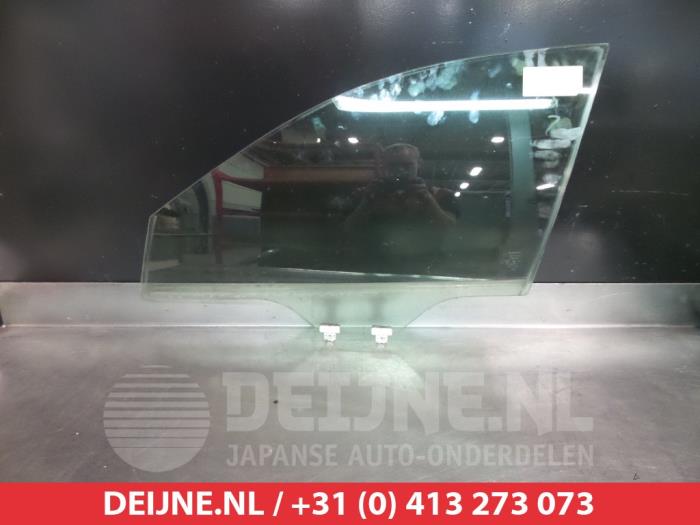 Subaru Impreza Türscheibe 4-türig links vorne O274020