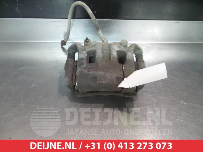 Nissan Navara Remklauw (Tang) links-voor O324938