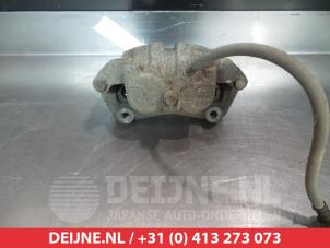 Nissan Navara Remklauw (Tang) links-voor O324938 foto 2