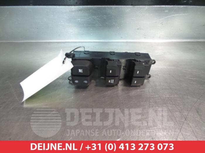 Hyundai I10 Combischakelaar ramen O311472