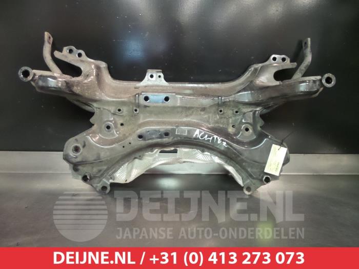 Gebruikte Subframe Toyota Verso 1.6 D-4D 16V Prijs € 100,00 Margeregeling aangeboden door V.Deijne Jap.Auto-onderdelen BV
