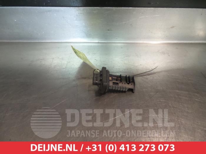 Gebruikte Luchtregelklep Toyota Verso 1.6 D-4D 16V Prijs € 40,00 Margeregeling aangeboden door V.Deijne Jap.Auto-onderdelen BV