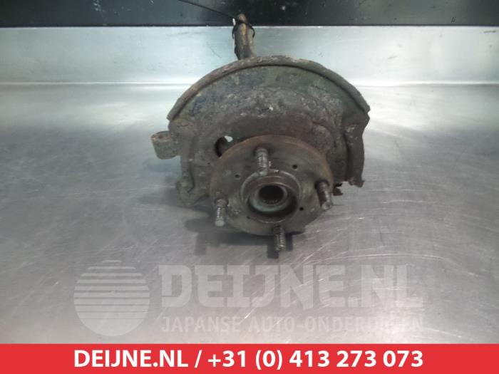 Daihatsu Sirion Fusee links-voor O322951