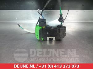 Hyundai I40 Türschlossmechanik 4-türig links vorne O279452 foto 2