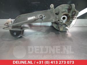 Ssang Yong Korando Achsschenkel links hinten O380425 foto 2