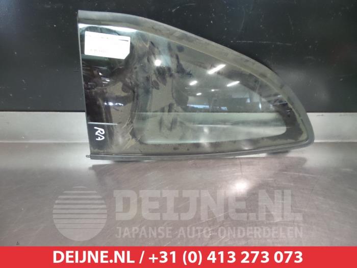 Hyundai Genesis Driehoeks Ruit rechts-achter O289995