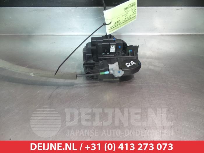 Nissan Note Türschlossmechanik 4-türig rechts hinten O281443