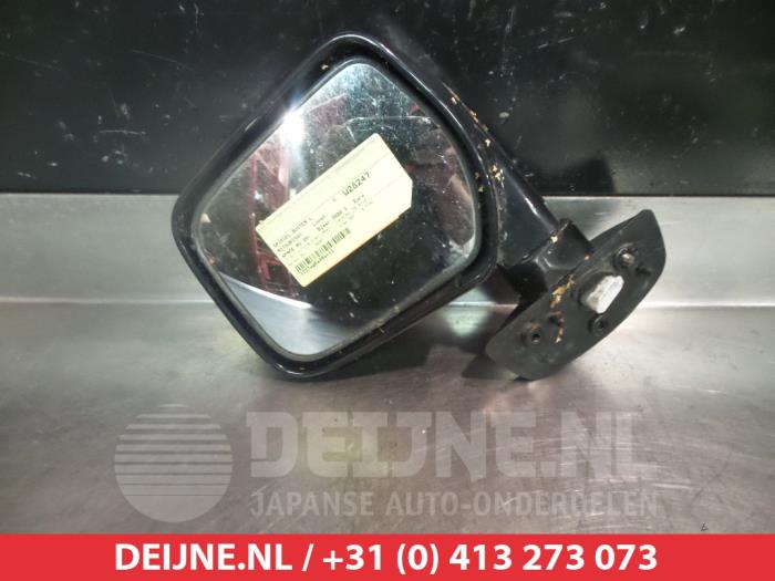 Mitsubishi Space Runner Wing mirror, left O282681