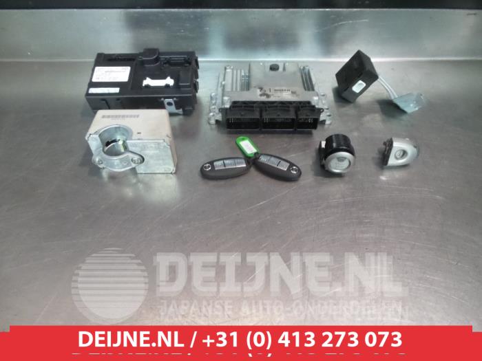Nissan Note Start/Stop schakelaar O269270