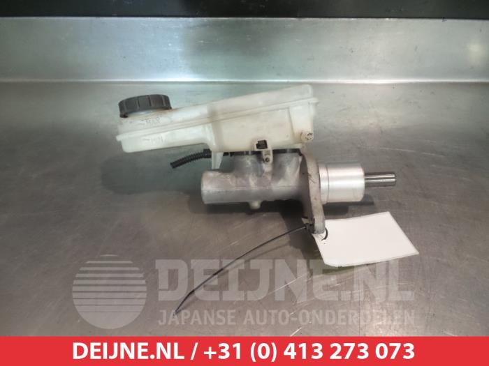 Gebruikte Hoofdremcilinder Mitsubishi Colt (Z2/Z3) 1.3 16V Prijs € 35,00 Margeregeling aangeboden door V.Deijne Jap.Auto-onderdelen BV