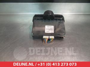 Kia Carens Heater control panel O305833 photo 2