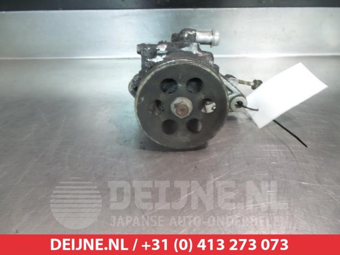 Gebruikte Servopomp Honda Civic (EG/EH) 1.5 DXi,LSi,VEi 16V Prijs € 35,00 Margeregeling aangeboden door V.Deijne Jap.Auto-onderdelen BV