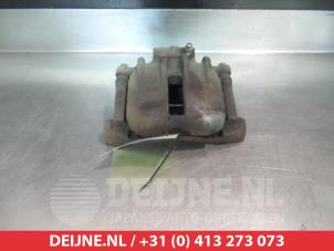 Gebruikte Remklauw (Tang) rechts-voor Honda Civic (EP/EU) 1.6 16V VTEC Prijs € 35,00 Margeregeling aangeboden door V.Deijne Jap.Auto-onderdelen BV