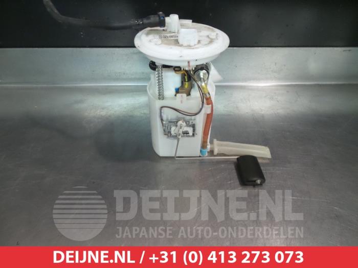 Gebruikte Tank element Pomp Hyundai i30 (GDHB5) 1.4 16V Prijs € 75,00 Margeregeling aangeboden door V.Deijne Jap.Auto-onderdelen BV