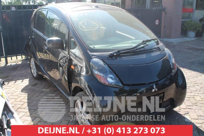 Mitsubishi i-MiEV Windschutzscheibe O271015