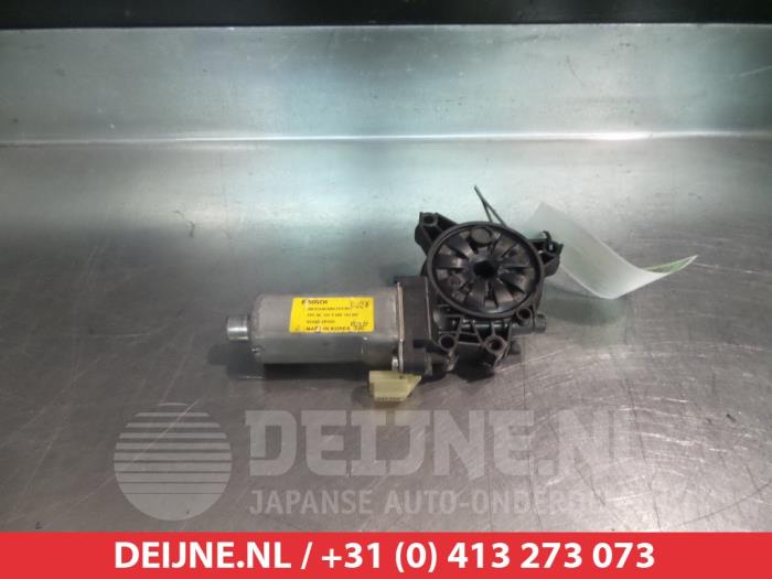 Kia Sorento Fenstermotor Tür O292133