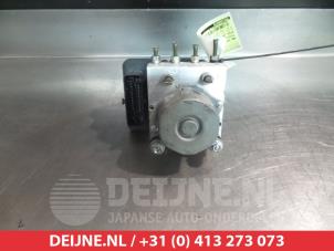 Toyota Aygo ABS pump O338538 photo 2