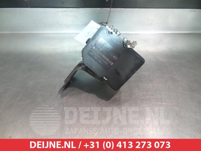 Gebruikte ABS Pomp Kia Sorento II (XM) Prijs € 100,00 Margeregeling aangeboden door V.Deijne Jap.Auto-onderdelen BV