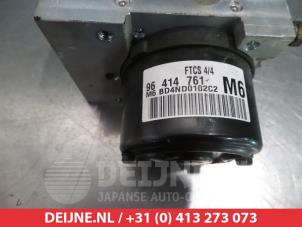 Chevrolet Epica ABS pump O337148 photo 3