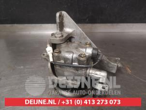 Subaru Legacy Stuurbekrachtiging Pomp O128654 foto 2