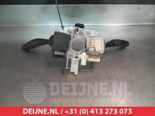 Subaru Legacy Steering column stalk O308642 photo 2