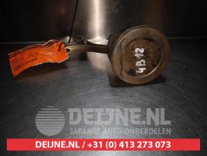 Gebruikte Zuiger Mitsubishi Outlander Prijs € 100,00 Margeregeling aangeboden door V.Deijne Jap.Auto-onderdelen BV