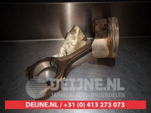 Gebruikte Zuiger Mitsubishi Outlander Prijs € 100,00 Margeregeling aangeboden door V.Deijne Jap.Auto-onderdelen BV