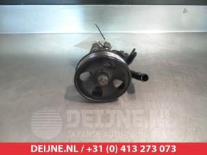 Gebruikte Stuurpomp Kia Carens III (FG) 2.0 CRDI VGT 16V Prijs € 50,00 Margeregeling aangeboden door V.Deijne Jap.Auto-onderdelen BV