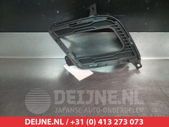 Kia Ceed Bumper Rooster O264434