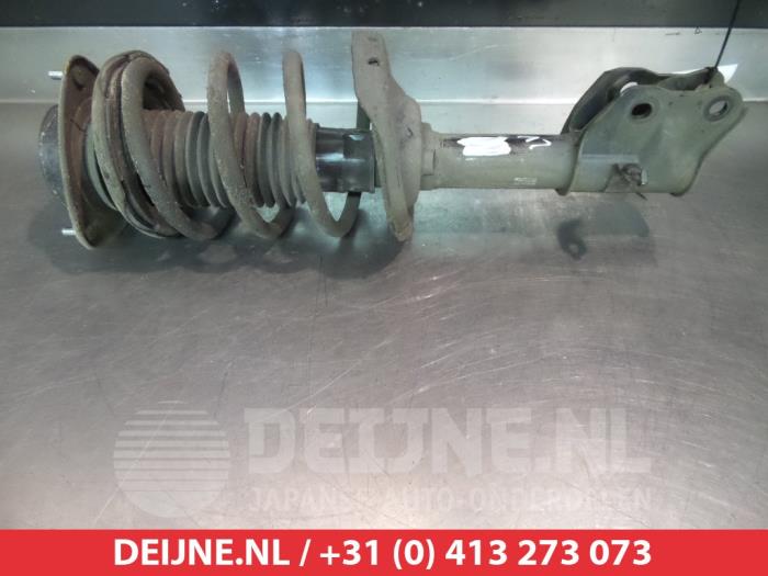 Subaru XV Stoßdämpferstrebe links vorne O320607