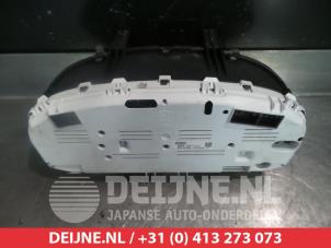 Kia Carens Tacho - Kombiinstrument KM O304607 photo 2