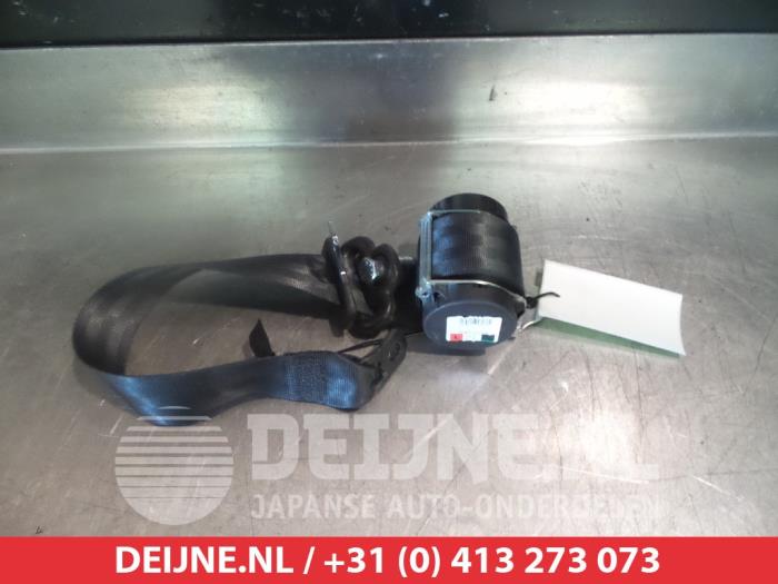 Mitsubishi Colt Rear seatbelt, left O315760