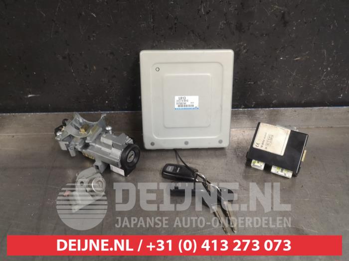 Mazda 6 Slotenset Cilinder (compleet) O277745